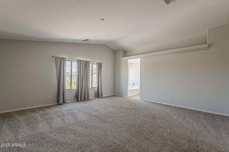 34-web-or-mls-Naomi-34