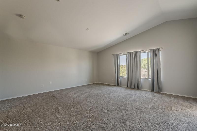 37-web-or-mls-Naomi-37