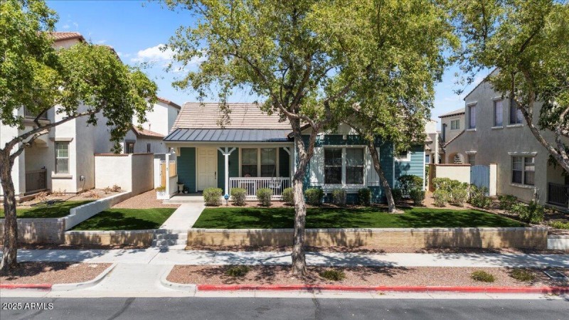 2885 N Riley_Front of Home