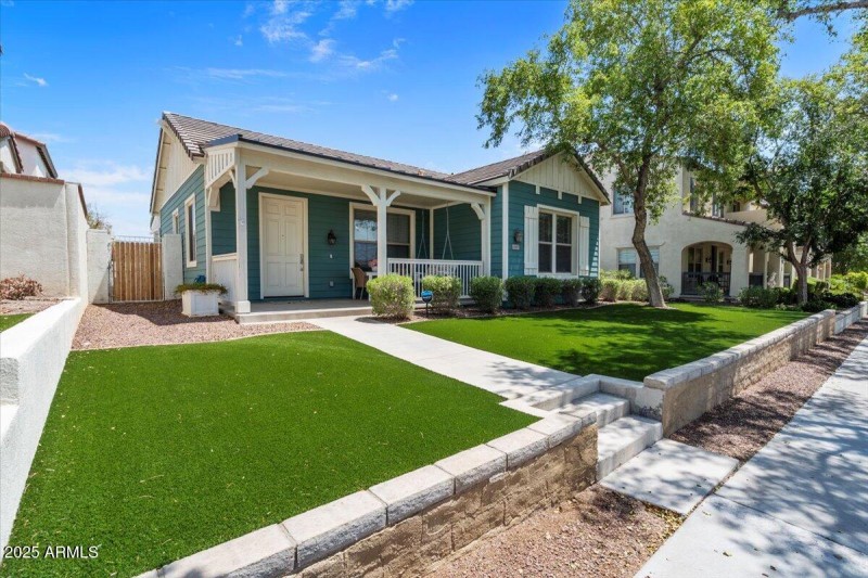 2885 N Riley_Front of Home