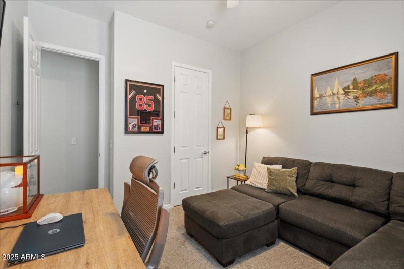 2885 N Riley_Guest Bed 3