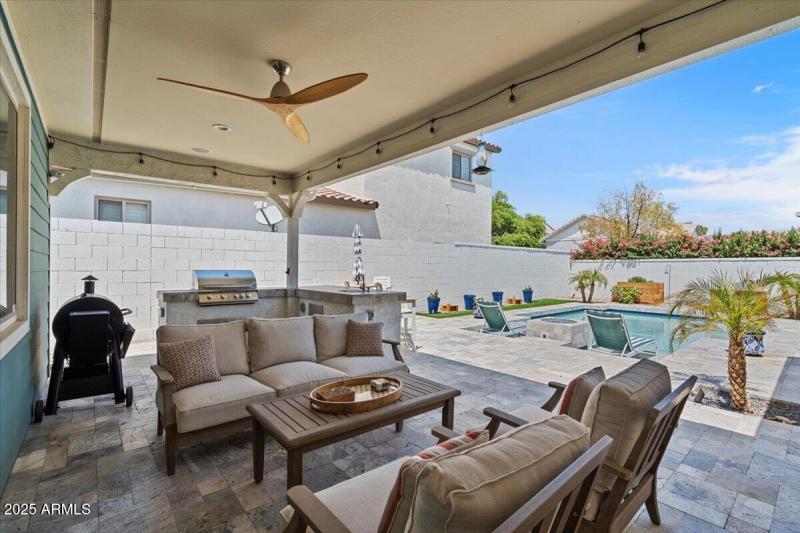 2885 N Riley_Covered Patio