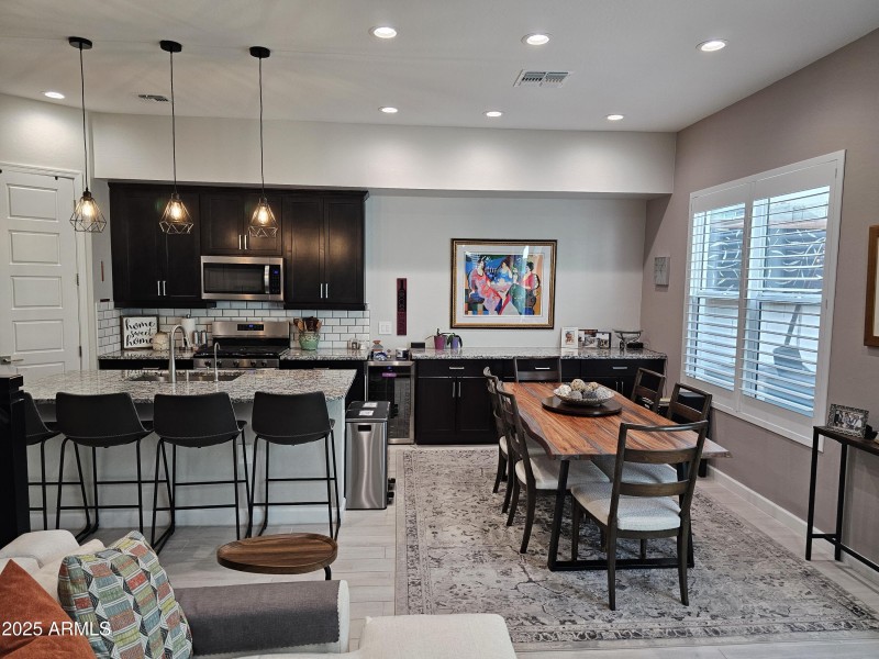Kitchen_Dining 2