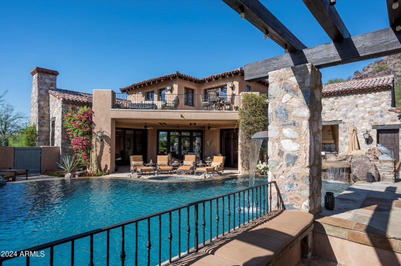 View of bothe outdoor Balcony & Patio