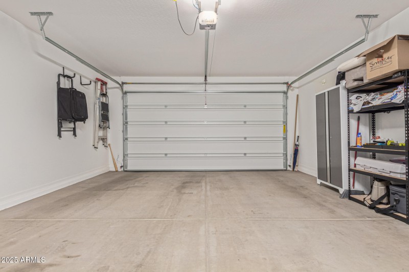 2 CAR GARAGE
