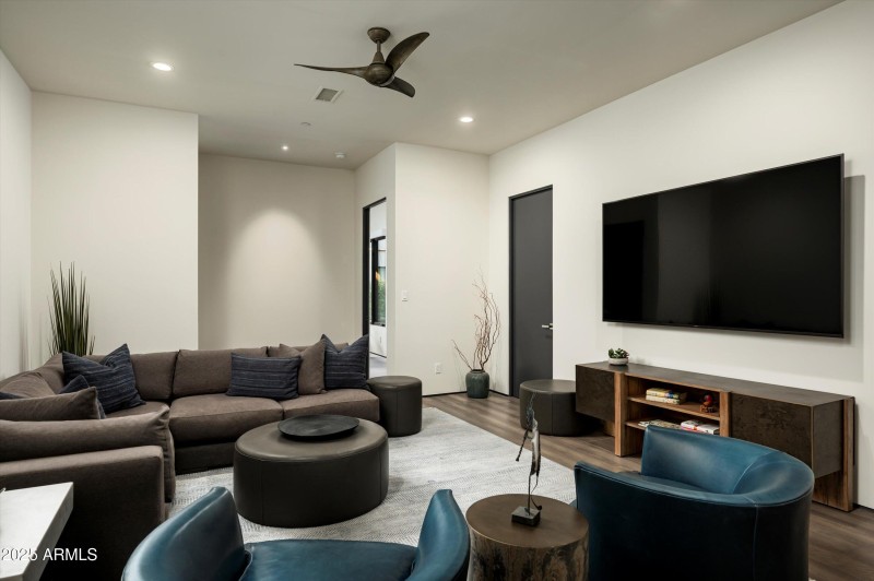 33-37200 N Cave Creek Rd Unit1009-32