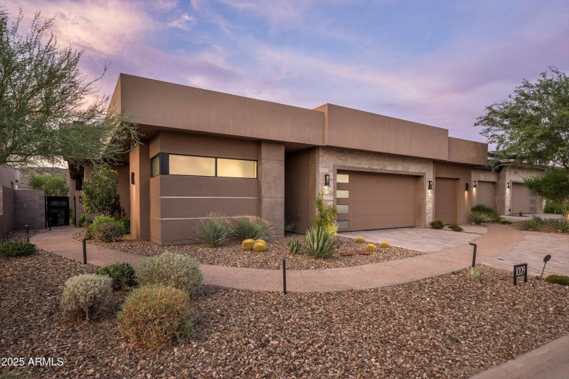 56-37200 N Cave Creek Rd Unit1009-55