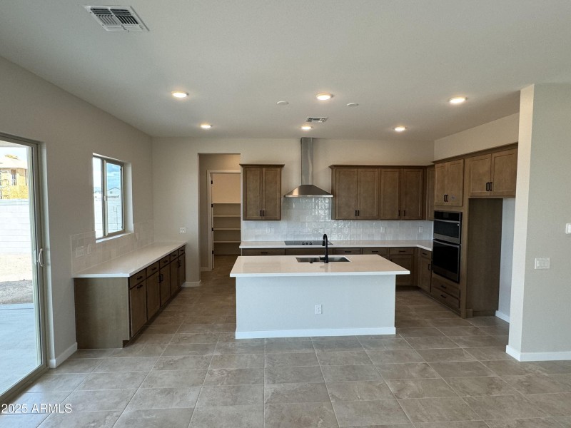 WP18 Lot 63 Kitchen