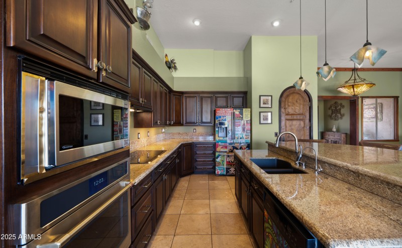 Kitchen11