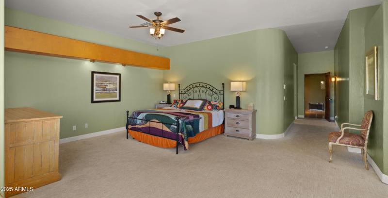 Primary Bedroom3