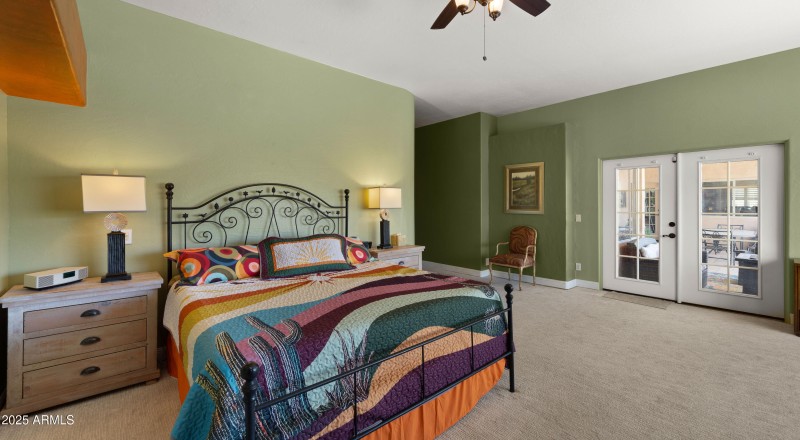 Primary Bedroom4