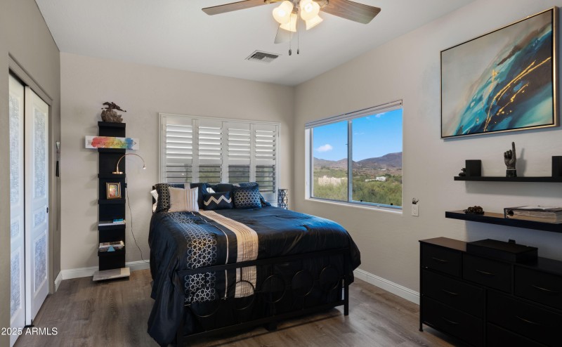 4th Bedroom3