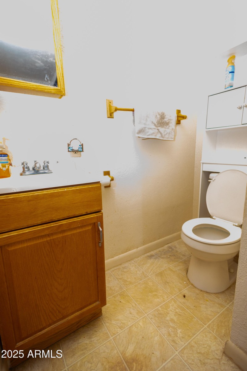 Workshop Bathroom IMG_9452