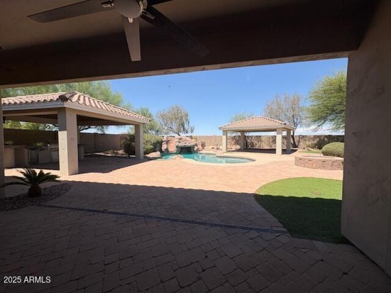 206+ W Crimson Backyard.