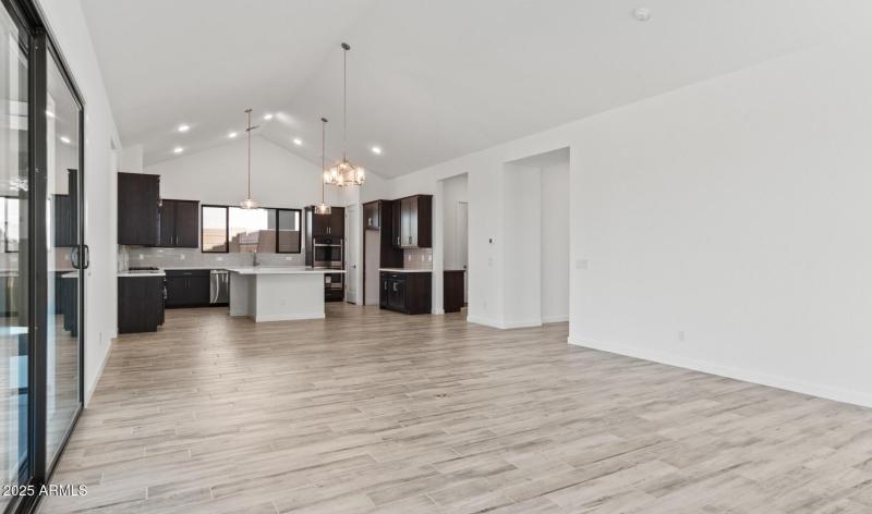 FSVV Lot #22 Great Room (4) (Large)