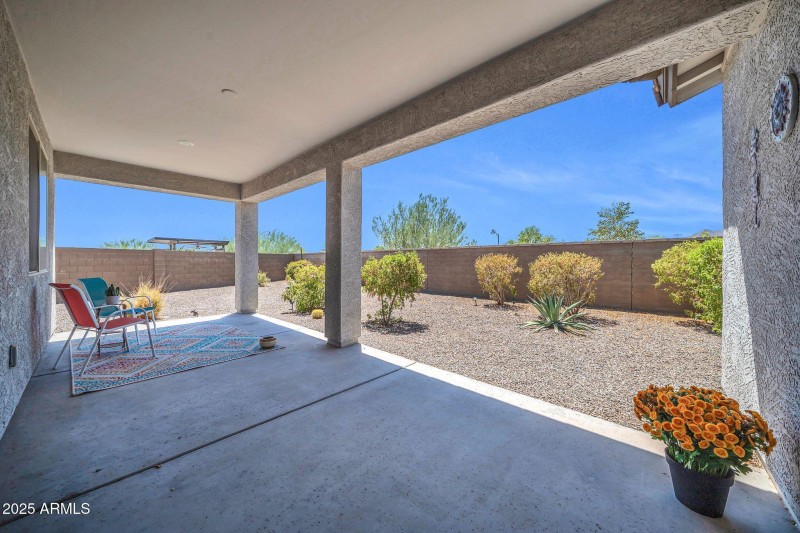 20487 W Minnezona Ave-34