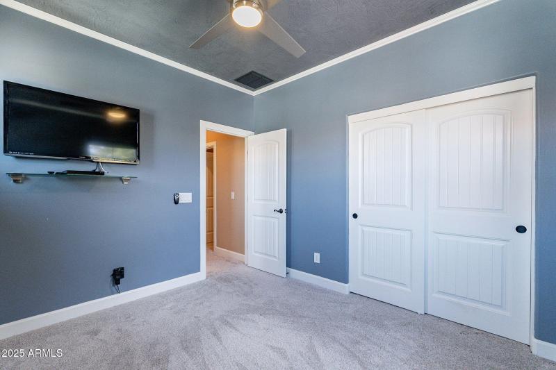 45-web-or-mls-Lakewood-45