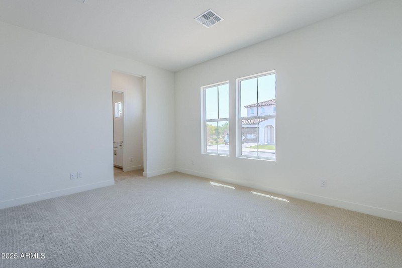 37-web-or-mls-Luckenbach-37 (1)