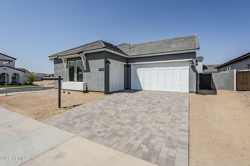 4-web-or-mls-Luckenbach-4