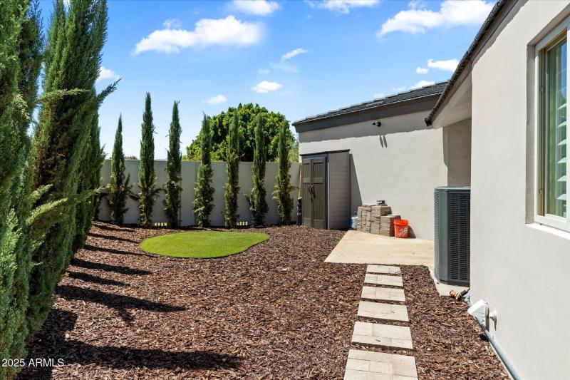 Additional Side Yard