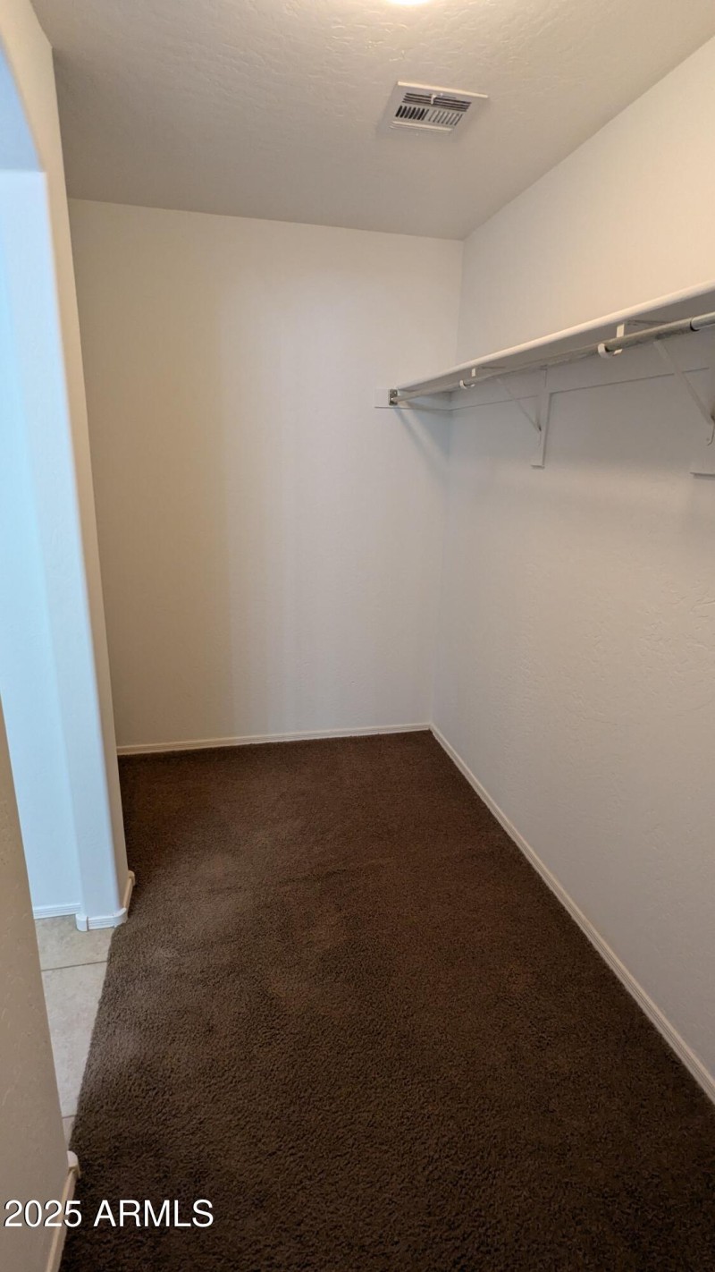 PXL_20250809_171811707