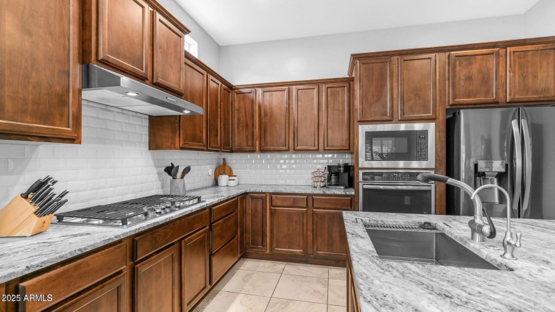 Fountain Kitchen2
