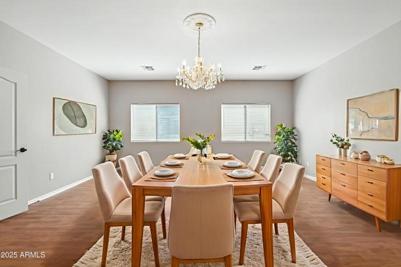 Dining Room Virtually Staged