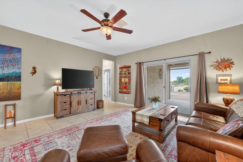 1-web-or-mls-018__A731970