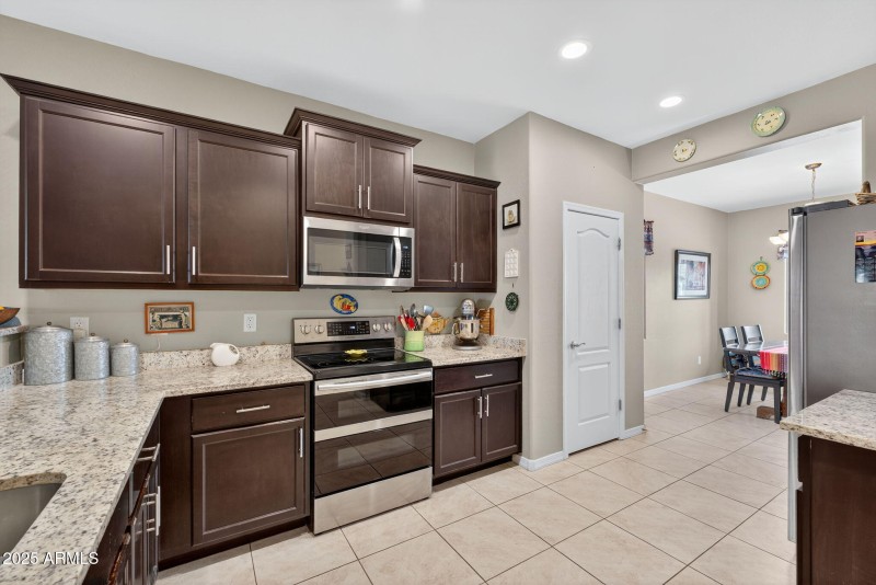 1-web-or-mls-008__A731931