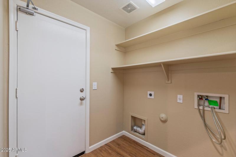 17859 West Eugene Terrace-large-020-004-