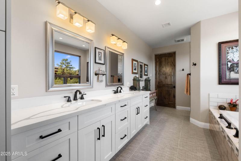 39-Primary Bathroom 2 (1)