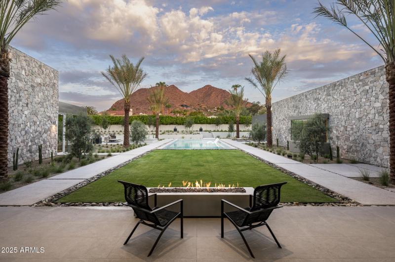 Firepit sitting area