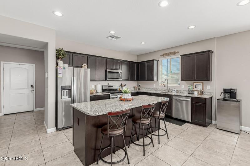 8140b1b4141370b8c4a31d94427b1657