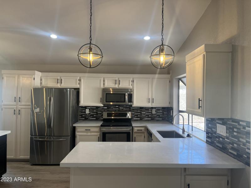 FDF9BA09-7D30-4375-A425-793972415D36