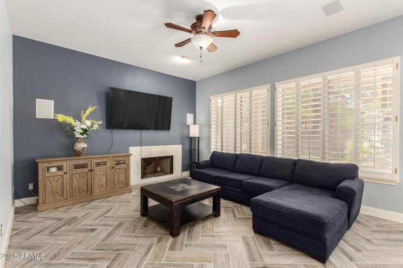 05-A 46th-Great Room