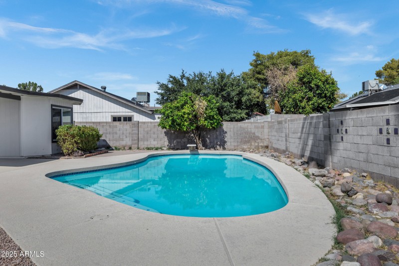 3164 E Carmel Cir-36