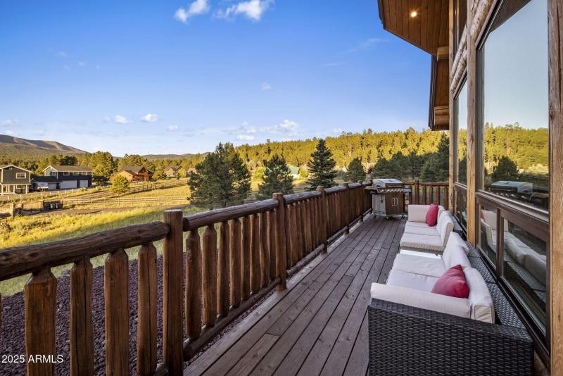 44-web-or-mls-D46A9003