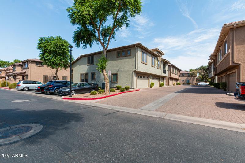 1225 N 36th St #2051-29