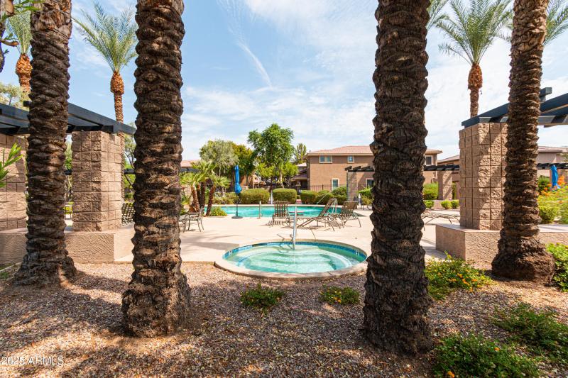 1225 N 36th St #2051-31