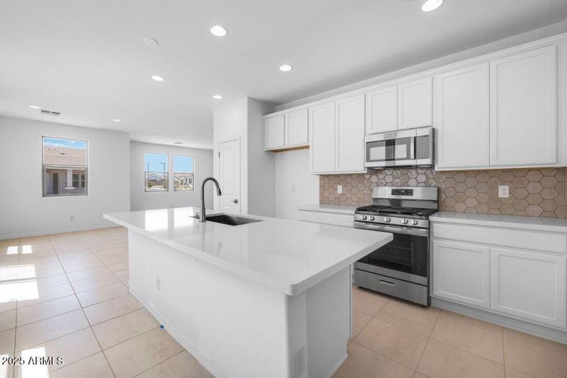 14669 W Sand Hill - Ready Now