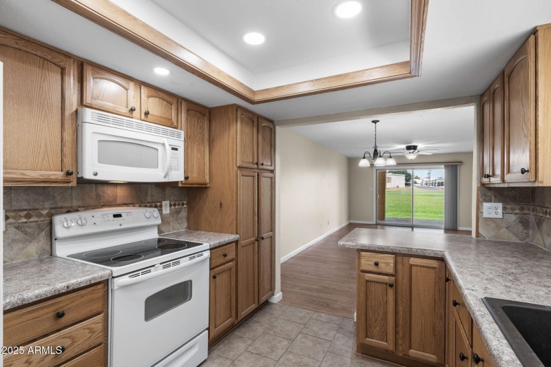 007___747 S Arrowwood Way