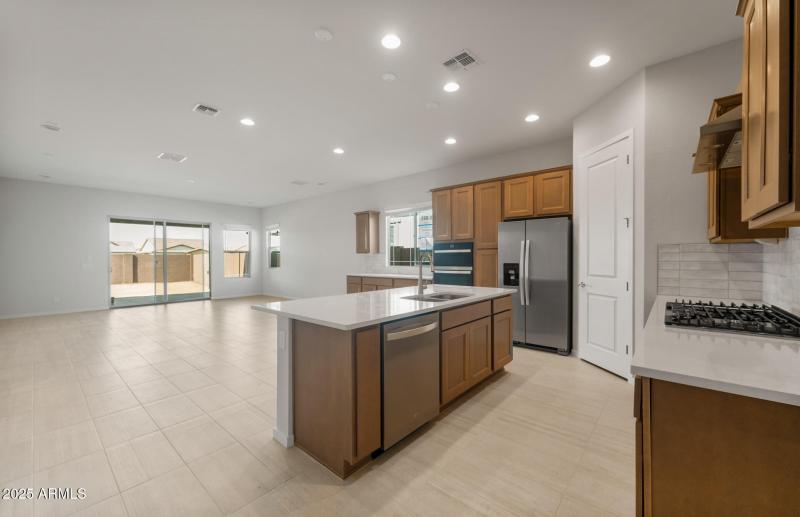 Kitchen/Cafe/Gathering Room