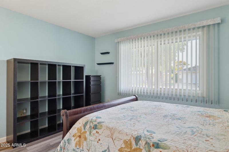 23-web-or-mls-19033-n-signal-butte-cir