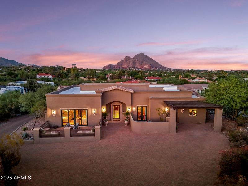 Motor Court Sunset 5738 N 32nd Place