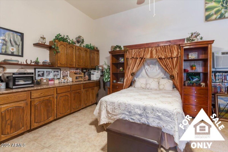 44-5125 N San Marcos Dr