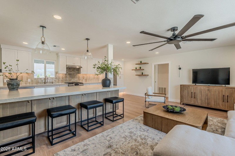 10-web-or-mls-Riviera--10