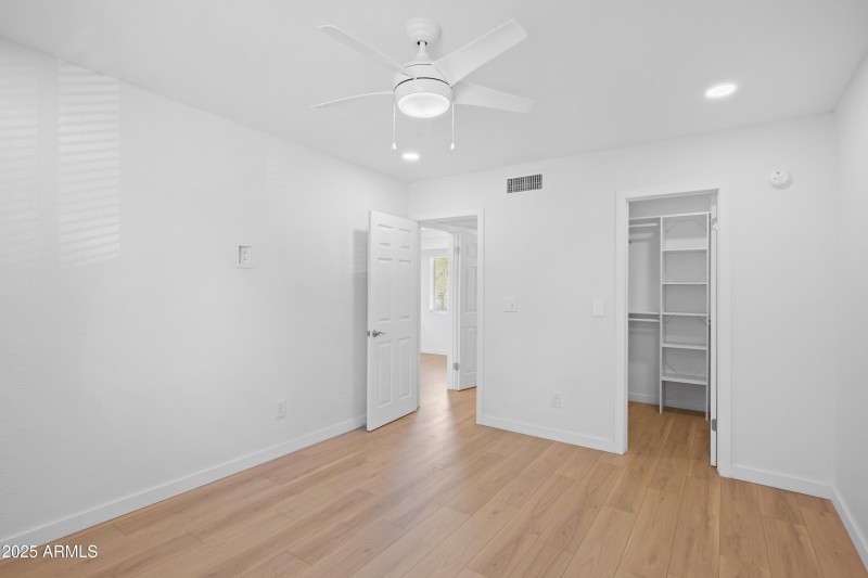 4444 E Paradise Village PKWY 11-Primary