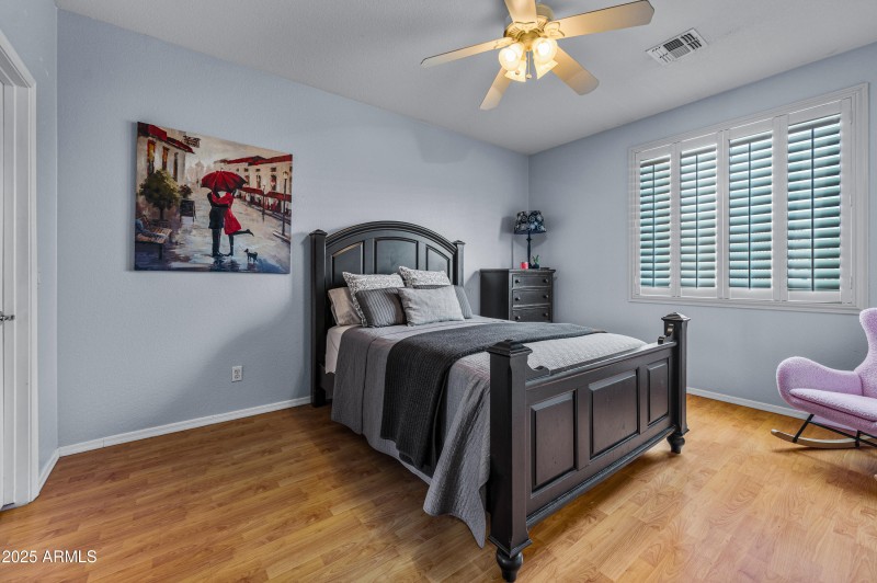 1155 W Laredo Ave-34