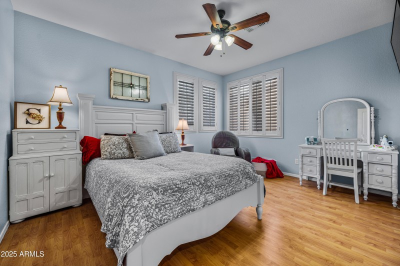 1155 W Laredo Ave-35