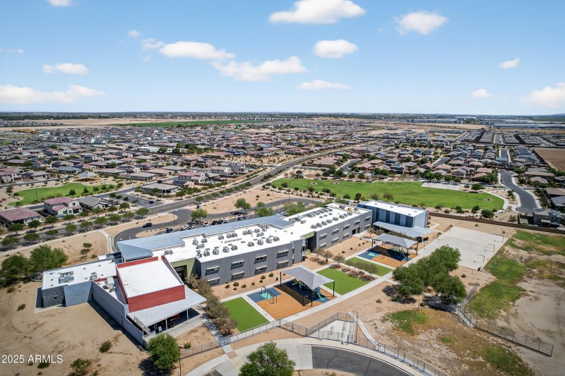 Las Brisas Academy - Elementary School